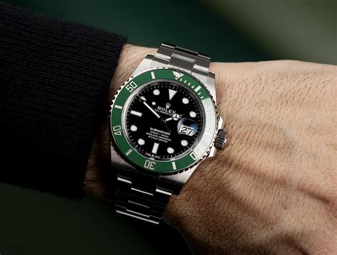 rolex oyster perpetual submariner date ref. 126610lv|Rolex Submariner value chart.